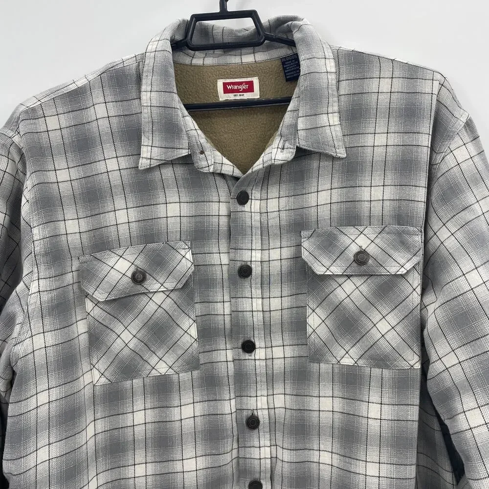 WRANGLER Mens Fleece Lined Shacket Size 2X Plaid Long Sleeve Button Front Grey